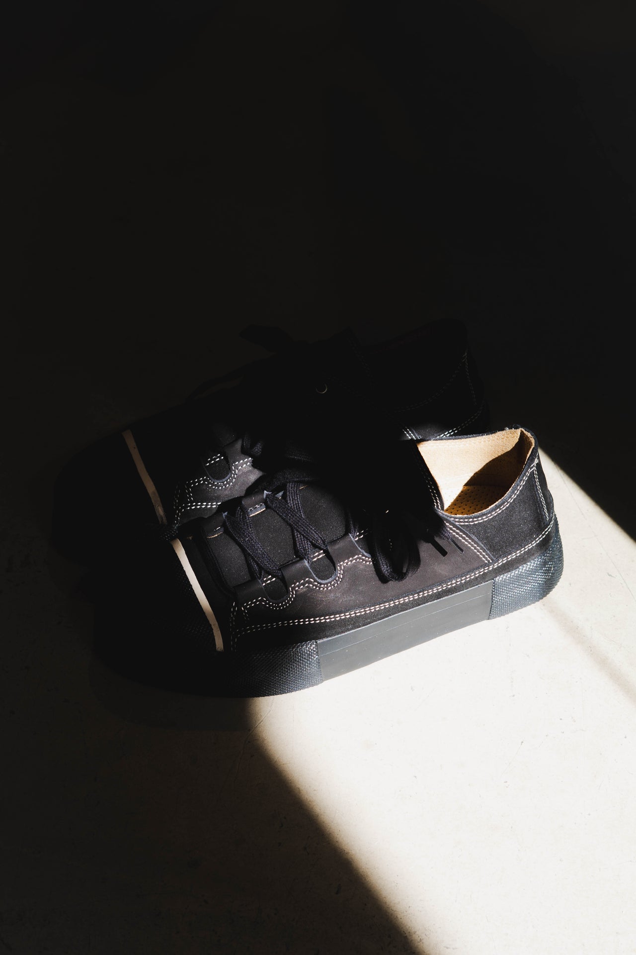 TARMAC PLUS - BLACK BS