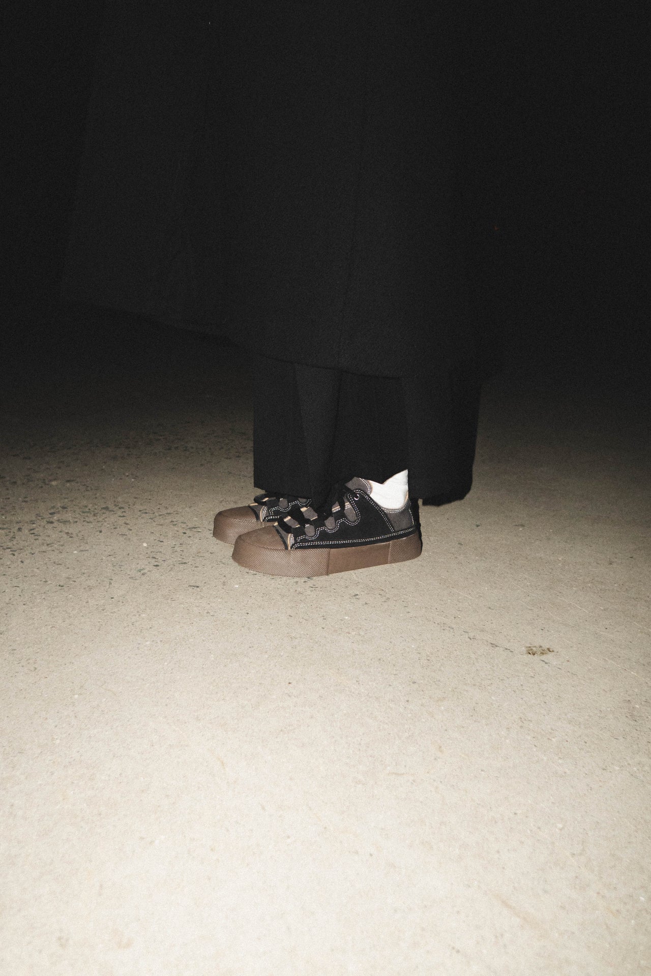 TARMAC CANVAS PLUS - QUARTZ BLACK