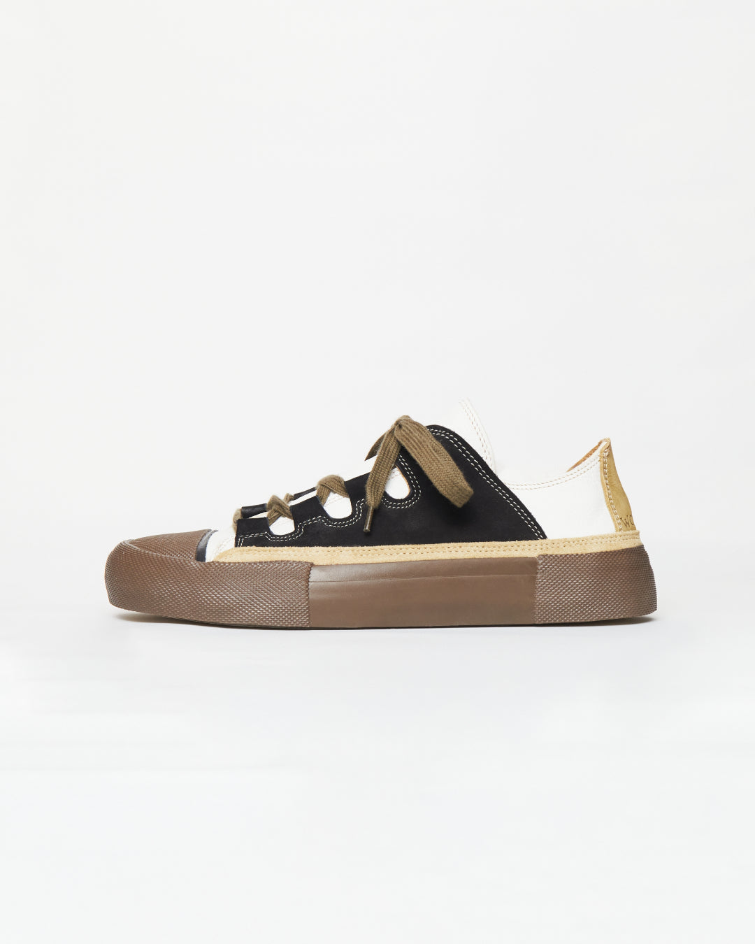 TARMAC - WHITE BLACK GINGER