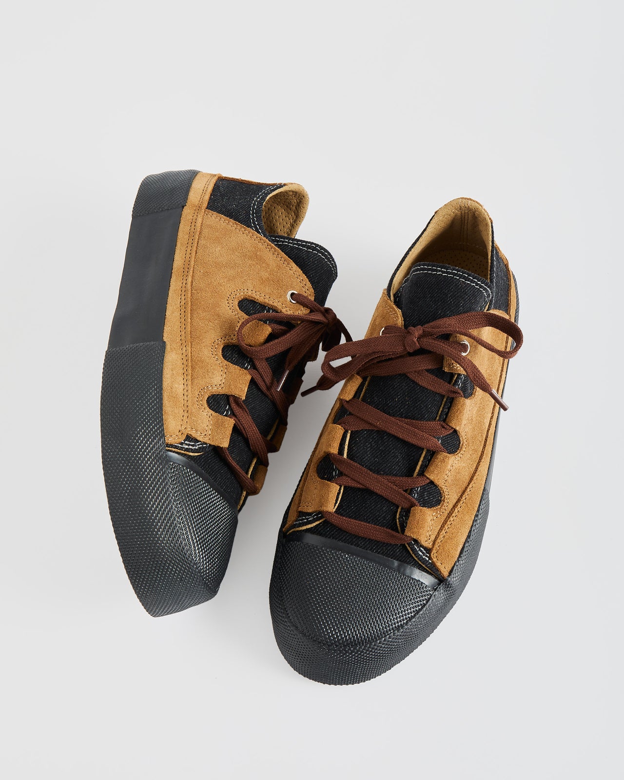 TARMAC PLUS LIVID - JAPAN SHADOW