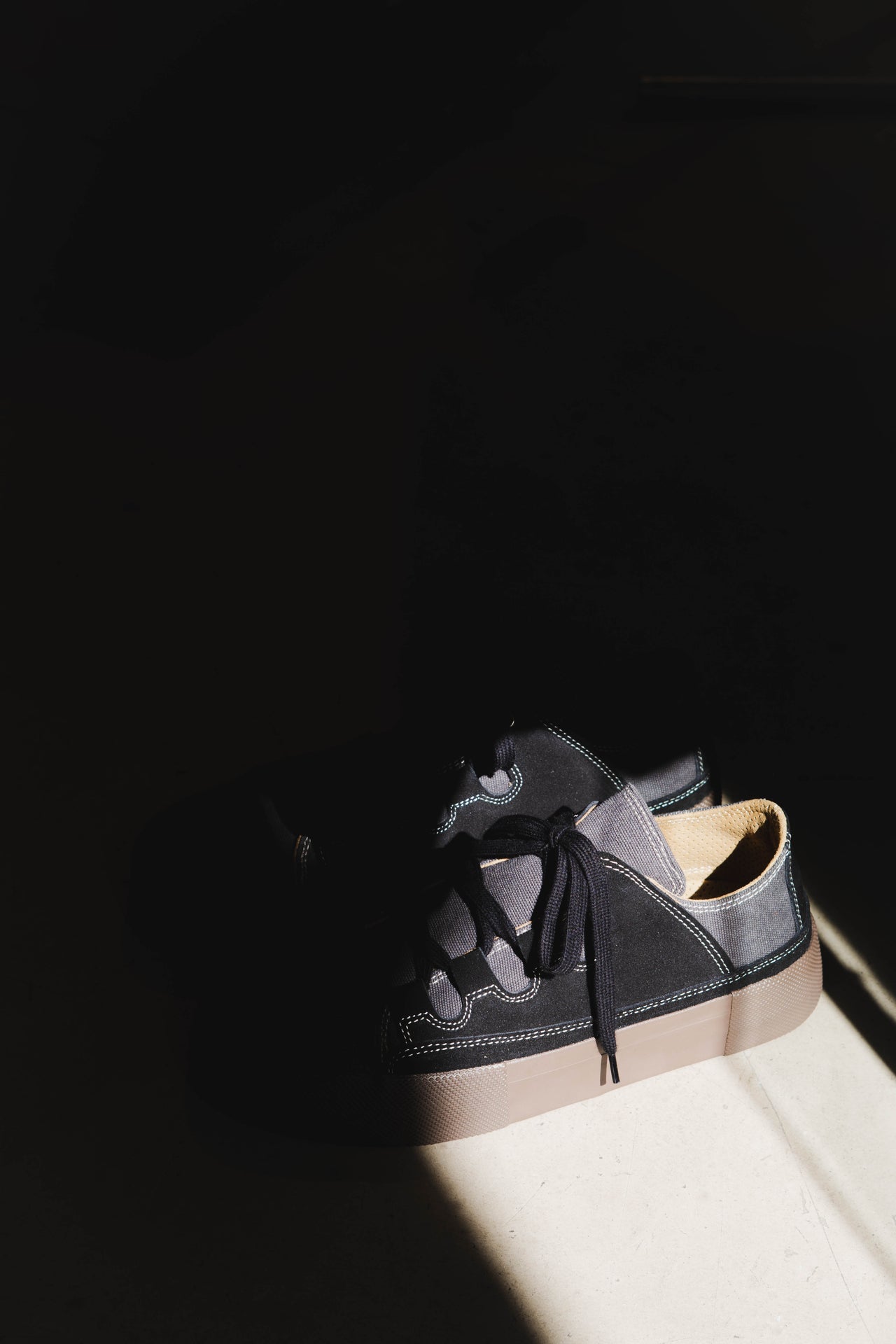 TARMAC CANVAS PLUS - QUARTZ BLACK