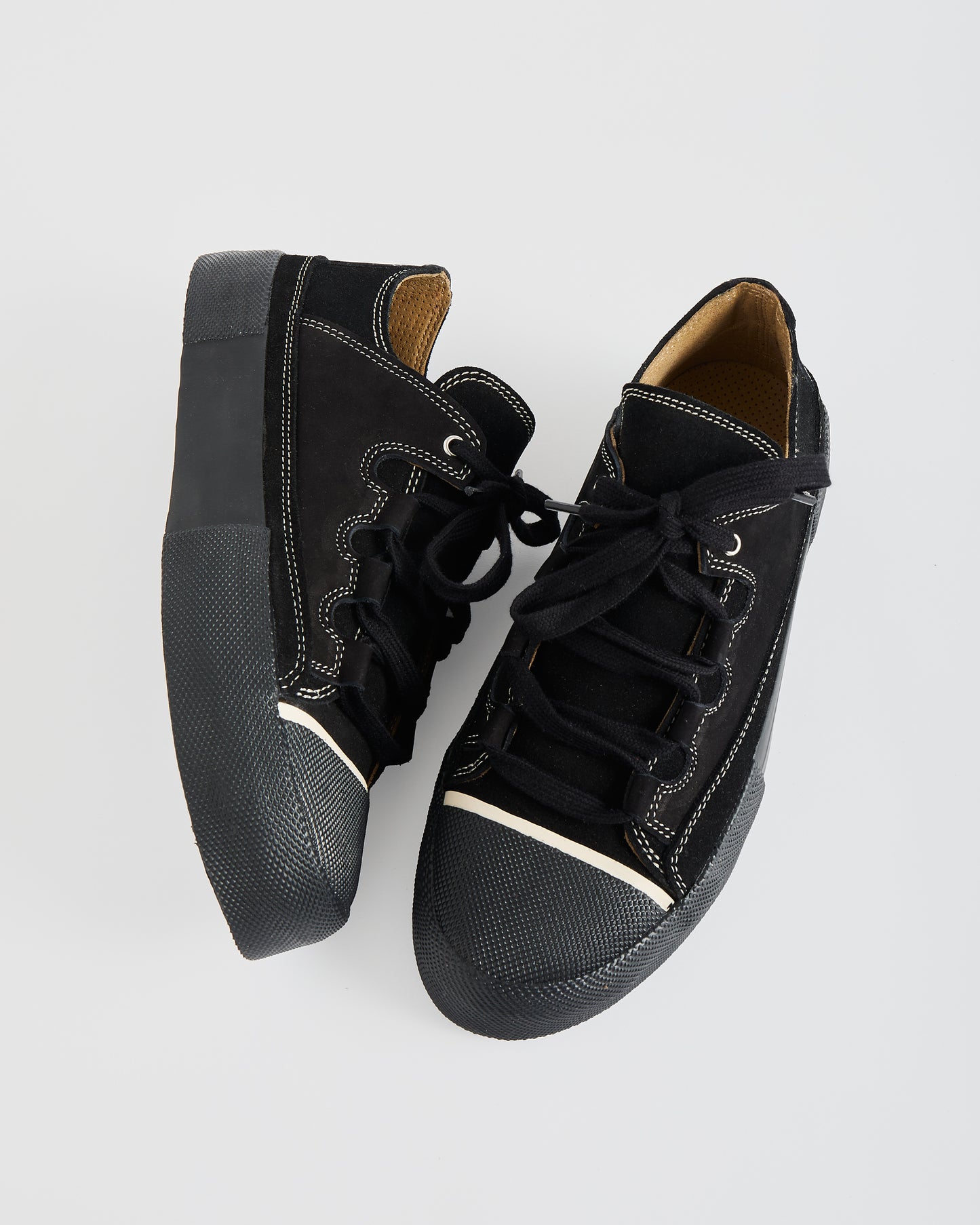 TARMAC PLUS - BLACK BS