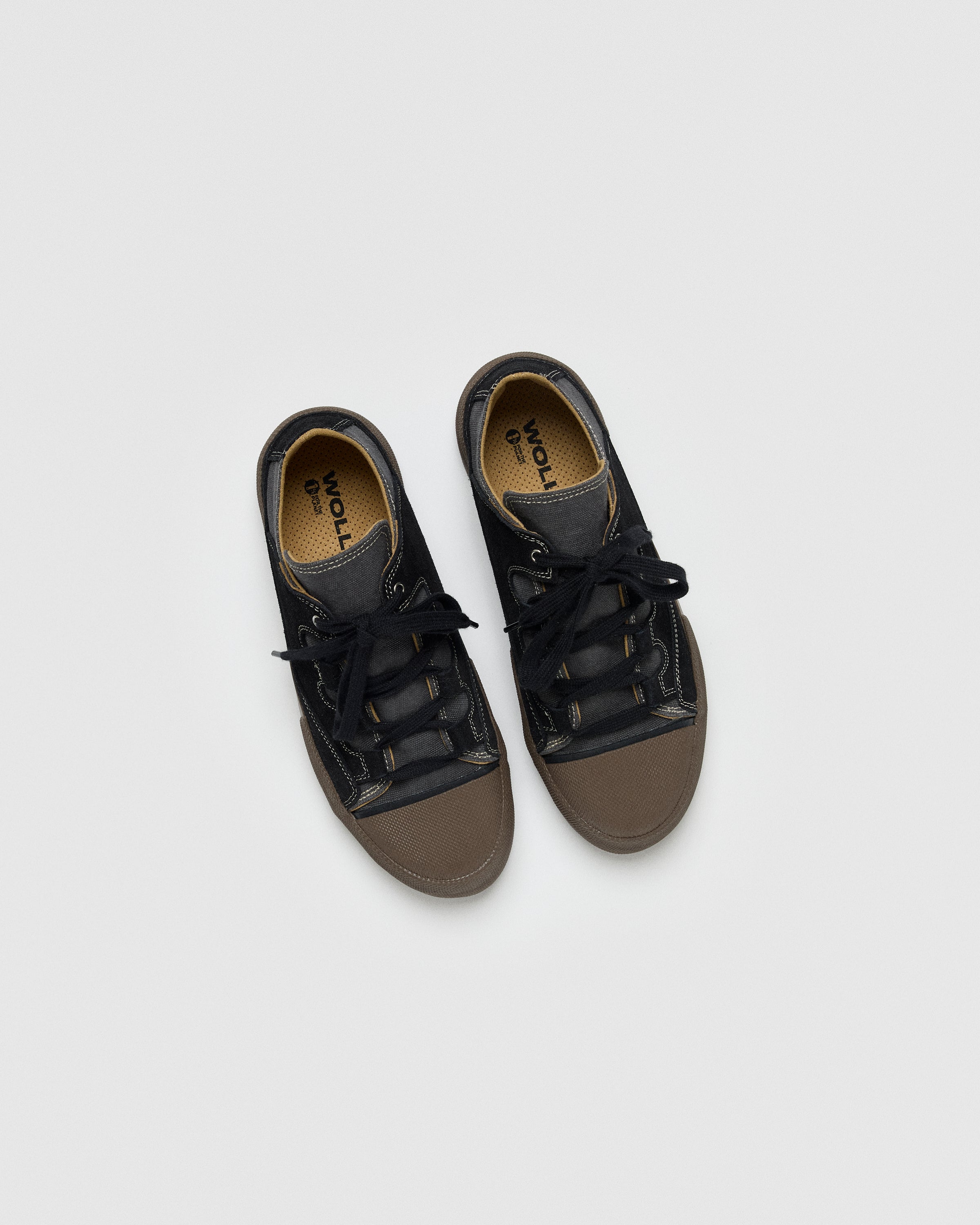 TARMAC CANVAS PLUS - QUARTZ BLACK | Wollow Official